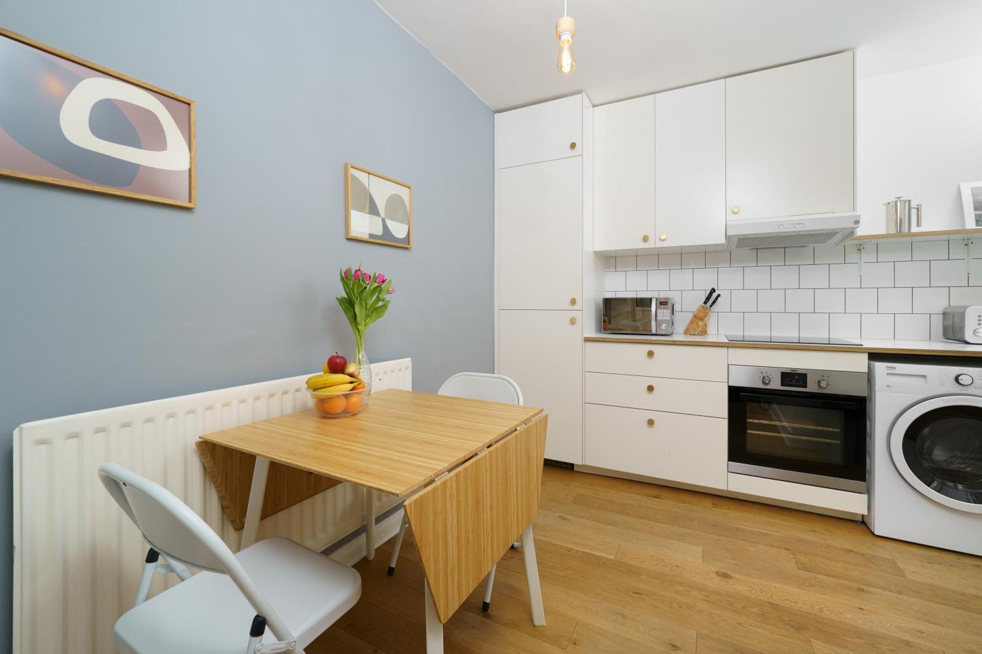 Lovely Apartment In Victoria Park Village Лондон Екстер'єр фото